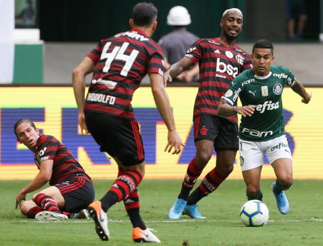 Flamengo não dá espaço para ninguém, nem mesmo ao Palmeiras