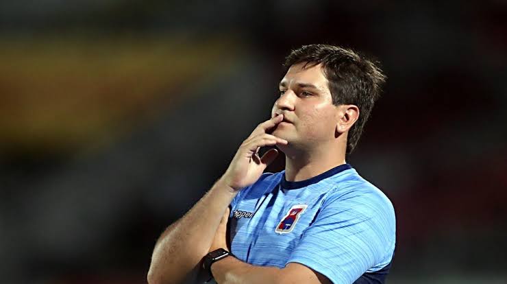 Treinador se despede da torcida e não permance no Paraná para 2020