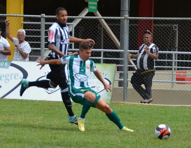 Maranhense: Moto Club aposta e contrata jovem lateral de time mineiro