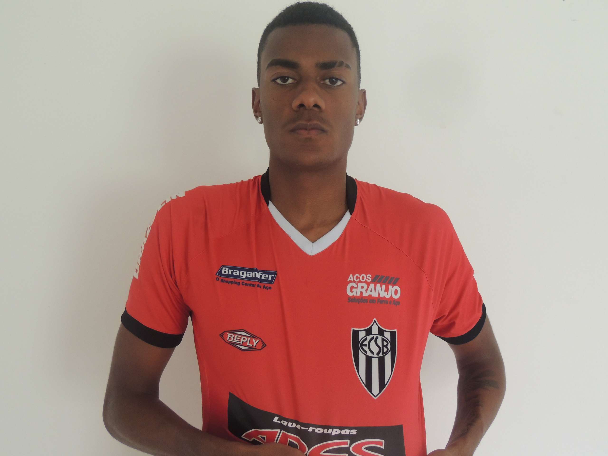 Paulista A3: EC São Bernardo contrata goleiro que estava na Ponte Preta