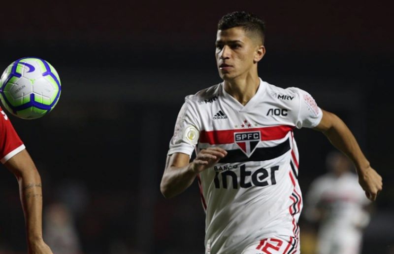 Vitor Bueno defende permanência de Fernando Diniz no São Paulo: ‘Nunca treinei tanto’