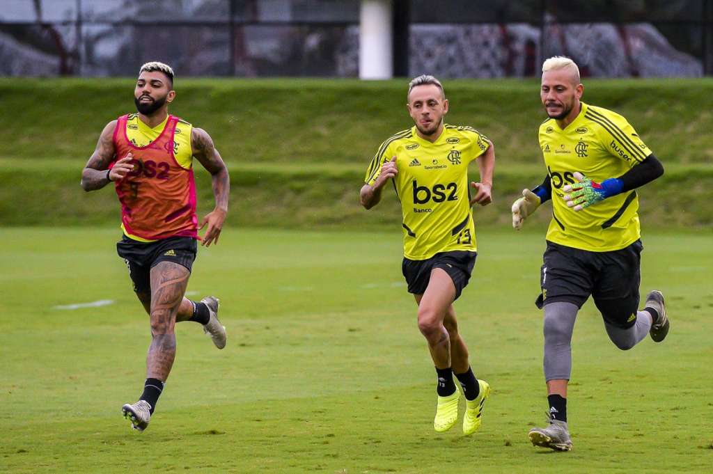  Invicto há 4 meses, Flamengo pega lanterna Avaí na despedida do Maracanã em 2019