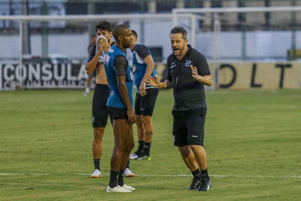 Argel Fucks dispara contra árbitro escalado pela CBF - Felipe Santos / cearasc.com