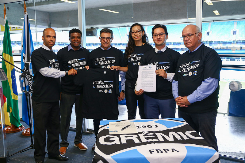 Grêmio e Defensoria Pública da União assinam acordo para combater o racismo