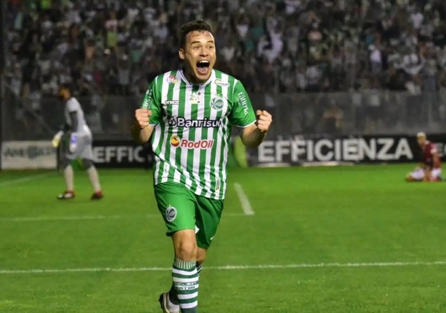 À espera da Ponte Preta, Juventude atrela saída de Renato Cajá com pagamento de multa