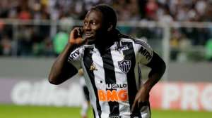 Atlético-MG e Internacional preparam troca entre atacantes