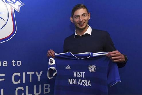 Inglês: Cardiff apela à CAS para evitar pagamento ao Nantes por Emiliano Sala