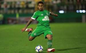 Eduardo revela atraso salarial na Chapecoense e dispara: 