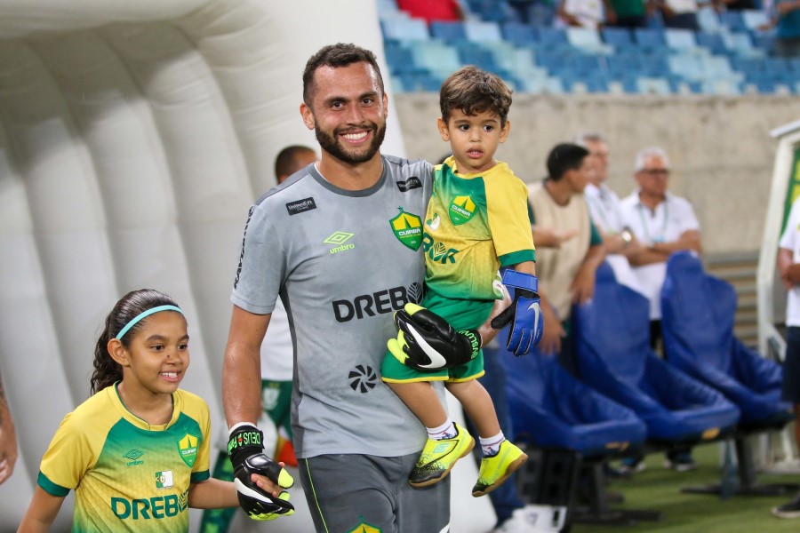 Paulistão: Guarani mira contratação de goleiro para 2020; veja nomes cotados