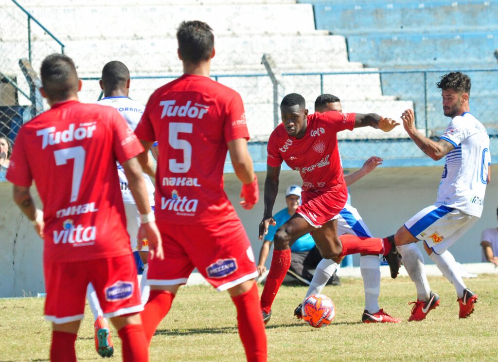 Paulista A3: Noroeste enfim acerta renovação e mantém zagueiro destaque para 2020