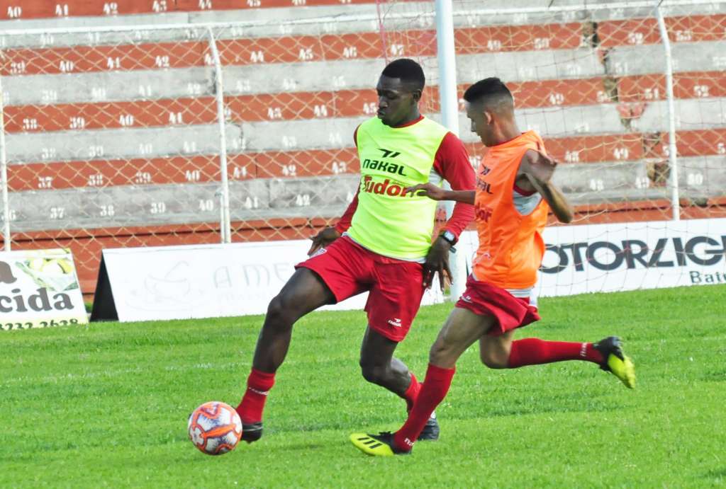 Com elenco completo, Noroeste se prepara para jogo-treino contra time da A2 (Foto: Bruno Freitas/Noroeste)