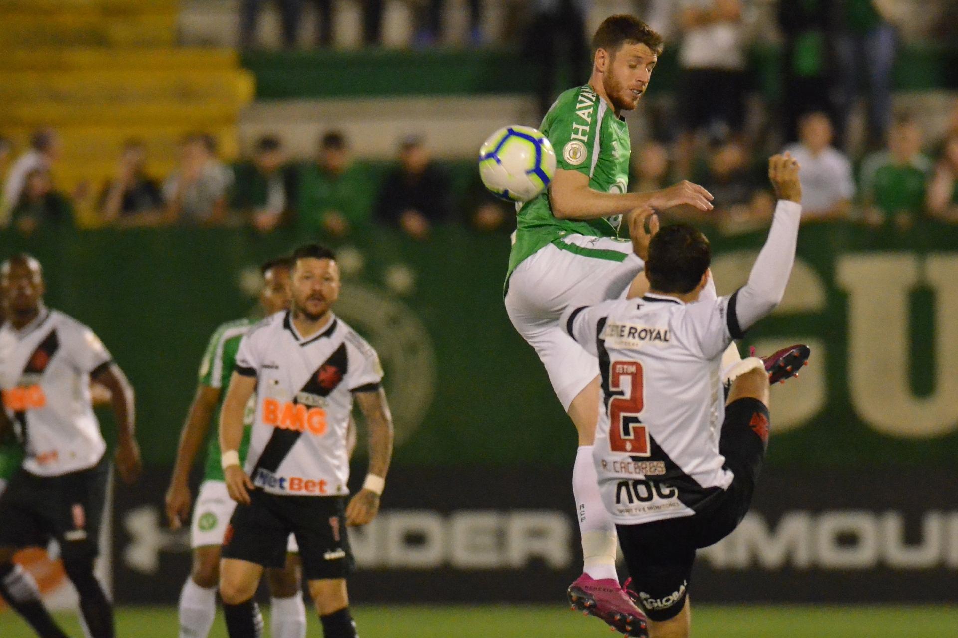 Vasco x Chapecoense – Festa do Gigante no Maraca lotado