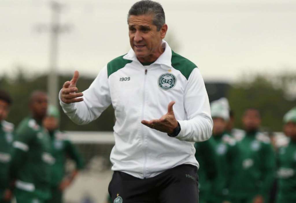Jorginho deve permanecer no Coritiba (Foto: Site oficial do Coritiba)