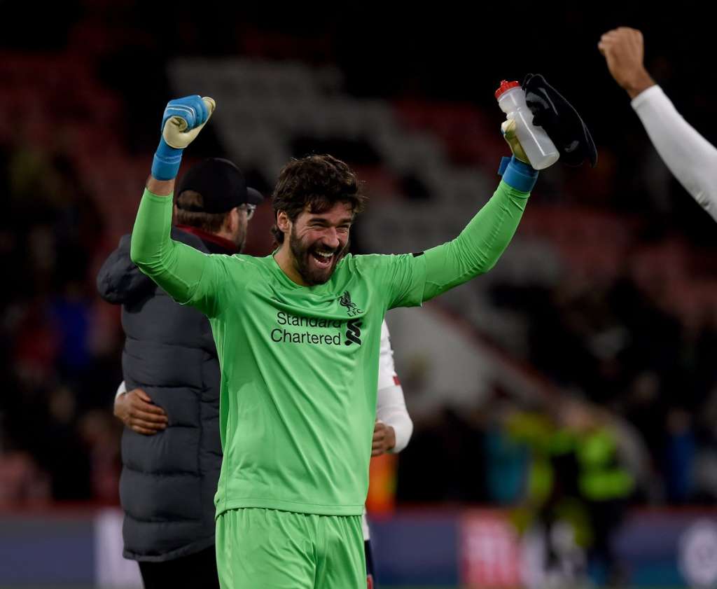Alisson prevê dificuldades ao Liverpool em confronto decisivo