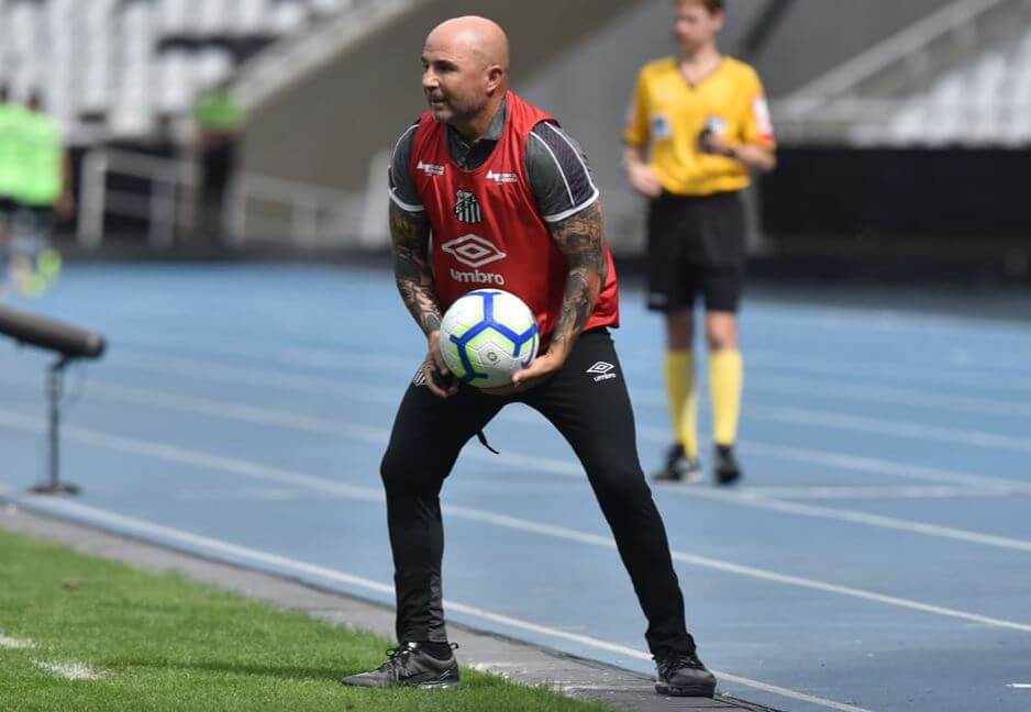 Sampaoli desconversa sobre interesse do Palmeiras e terá reunião com o Santos
