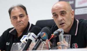Pernambucano: Diretor de futebol comemora 'match' com novo treinador do Santa Cruz