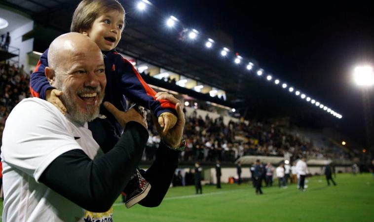 Bragantino renova com jogadores e deve dispensar atacante veterano
