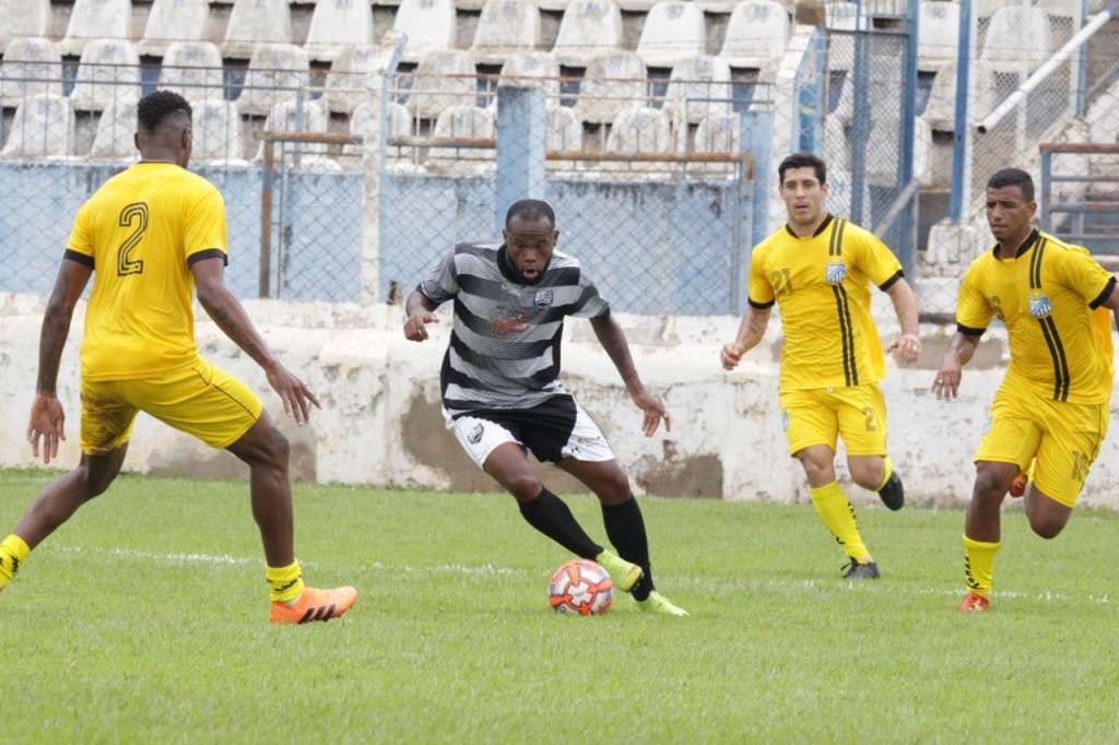 Olímpia mostra bom futebol e vence rival da Série A2 em jogo-treino (Foto: Rafael Bento)