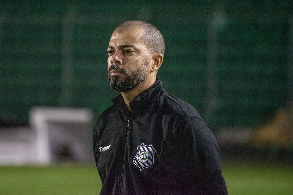 Catarinense: Figueirense deve apostar em solução caseira como treinador para 2020