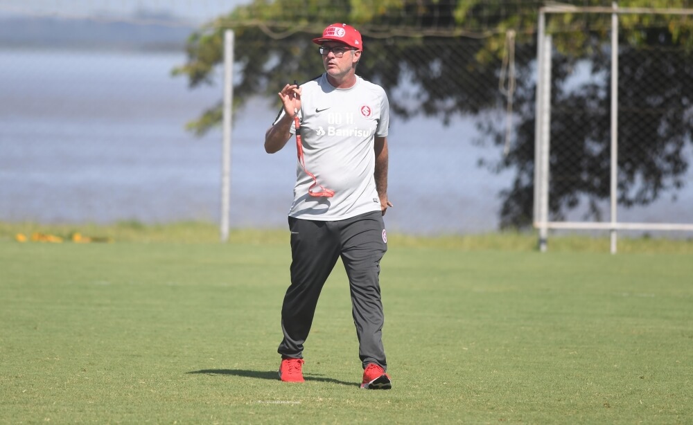 Fluminense acerta contratação de ex-treinador do Internacional