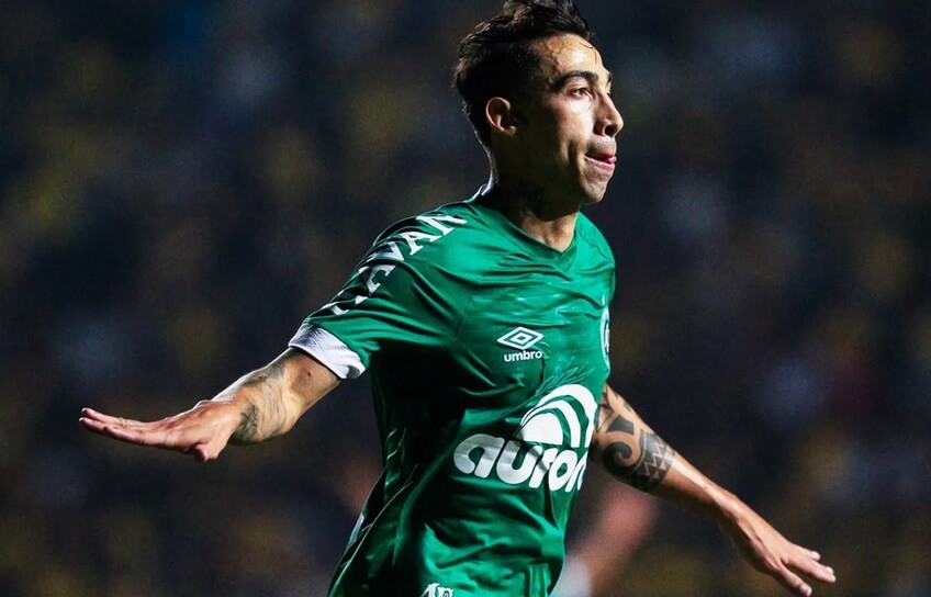 Catarinense: Ex-Ponte, Santos e Corinthians é o novo reforço do Avaí