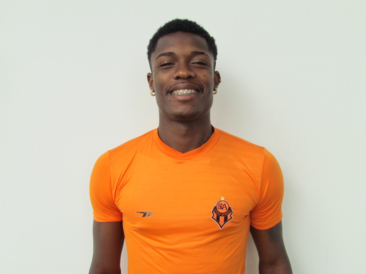 Paulista A2: Atibaia empresta volante ex-Coritiba e lateral para o Boa Esporte