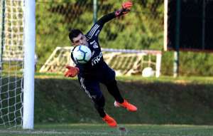 São Paulo decide comprar goleiro Tiago Volpi por R$ 21 milhões