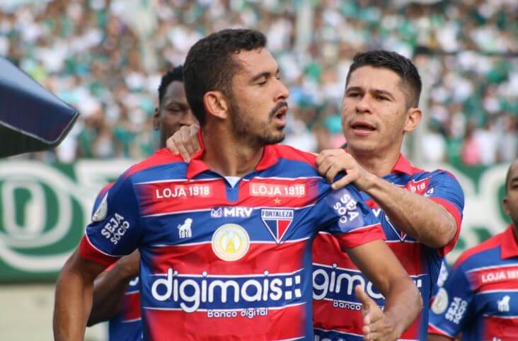 Depois de goleiro, Ceará procura lateral do Fortaleza para 2020