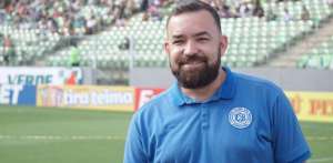 Ferroviária se aproxima de dirigente rebaixado na Série B para a vaga de Roque Júnior