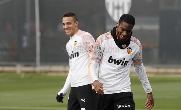 Espanhol: Valência recebe o Real Madrid em grande fase pela 17ª rodada