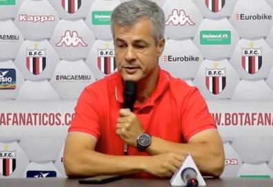 Paulistão: Diretor do Botafogo-SP explica o motivo da demora em anunciar reforços