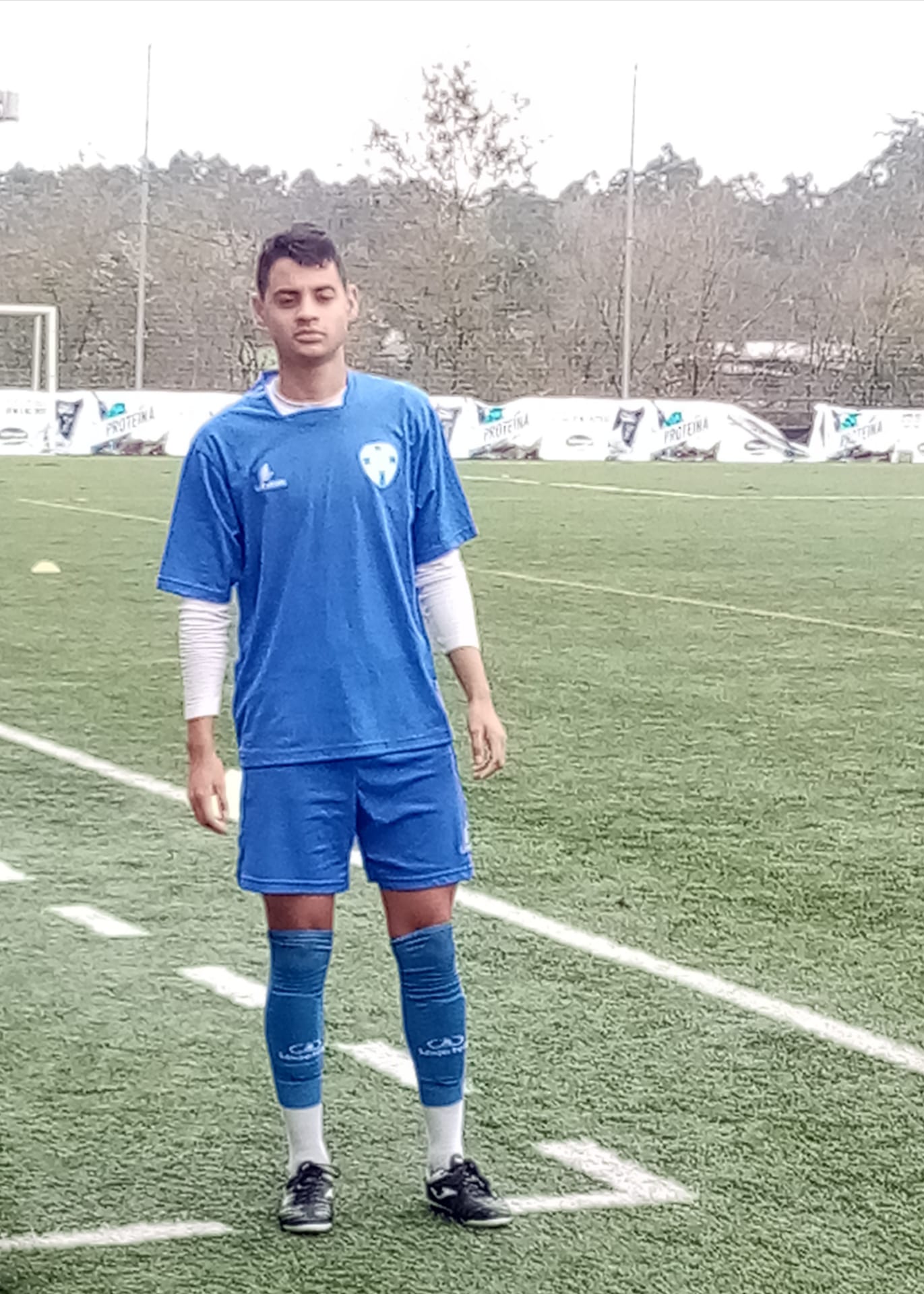 Diretor brasileiro anuncia contratação de atacante mexicano no futebol português