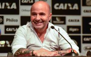 Sampaoli quer levar cinco auxiliares para compor comissão no Palmeiras