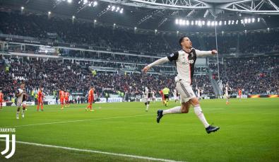 ITALIANO: Cristiano faz 2, Juventus vence a Udinese e pressiona a Inter de Milão