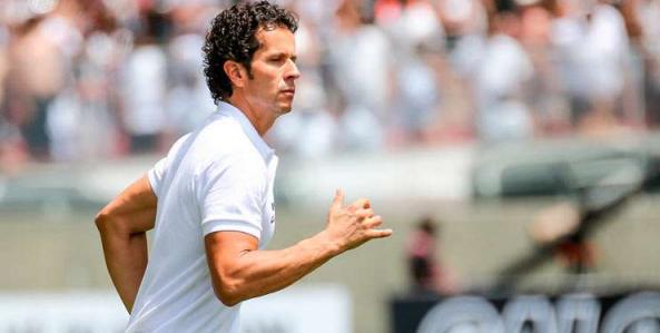 Mineiro: Médico do Atlético-MG prevê retorno de Gustavo Blanco em fevereiro