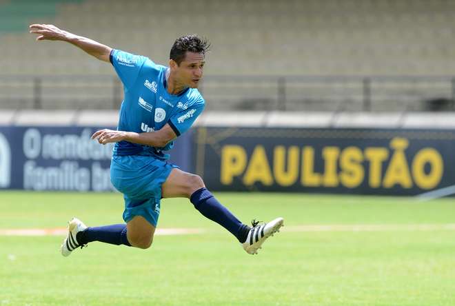Paulista A2: Identificado com a torcida, São Bento renova com experiente volante
