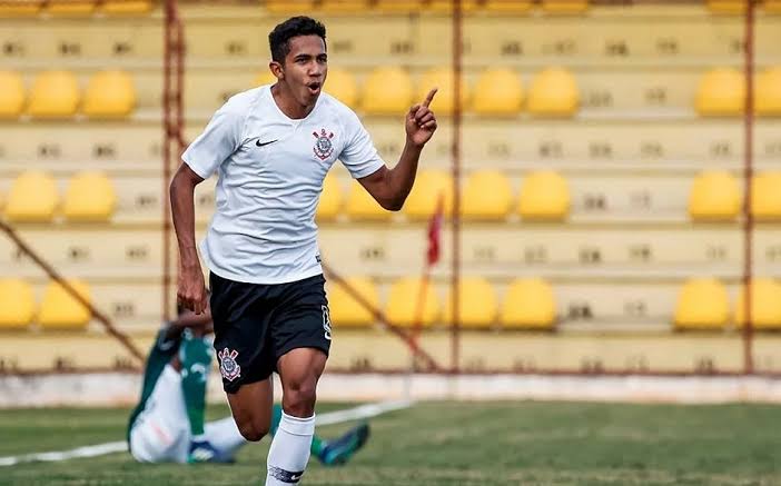 Bahia acerta empréstimo de meia do Corinthians para o Baianão 2020