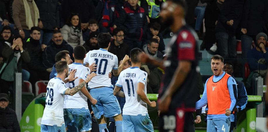 ITALIANO: Com dois gols nos acréscimos do segundo tempo, Lazio bate Cagliari