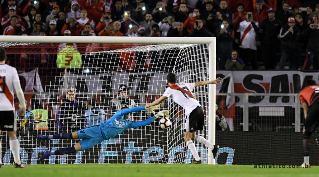 Em ano brilhante, Athletico-PR bate na trave na busca por mais um título inédito