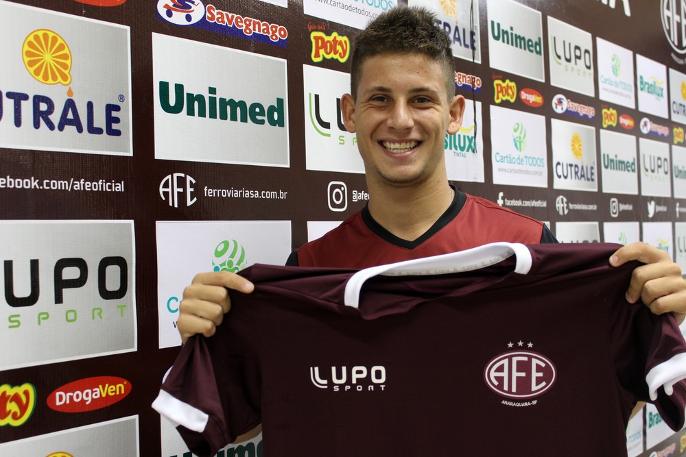 Paulista A2: Ex-Ferroviária, jogador da base do Corinthians acerta com o Penapolense