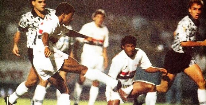 Clube do Paulista A3 confirma troca de treinador e anuncia ídolo do São Paulo