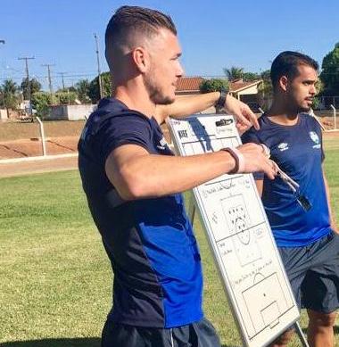 Willian Dima, técnico do Azulão: título na entrada e trabalho para chegar na ponta na competição. (Foto: Assessoria)