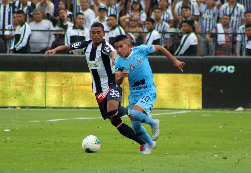 Athletico e Vasco disputam meia de time estreante na Libertadores