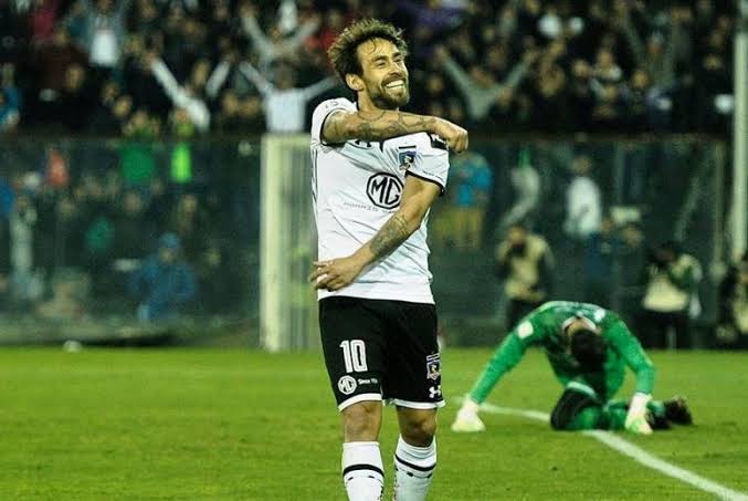 Colo Colo libera e Valdivia fica livre para voltar ao futebol brasileiro