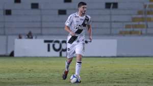 Paulistão: Após estreia, zagueiro celebra profissionalização na Ponte Preta: 'Muito feliz'