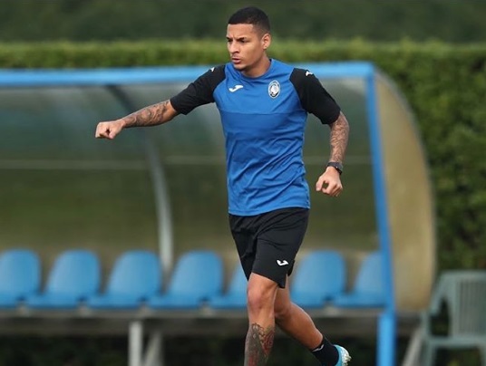 Gaúcho: Inter e Grêmio brigam por lateral ex-Corinthians, encostado na Itália