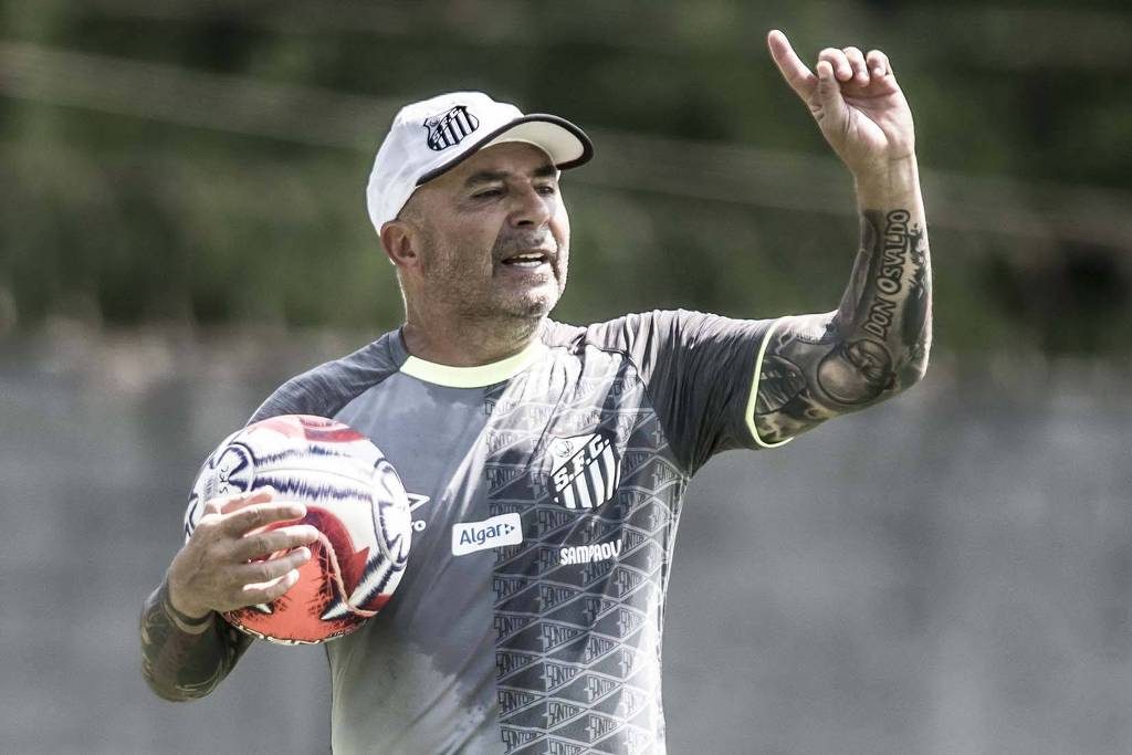Atlético-MG vê pedido ‘distante’ e desiste de contratar Sampaoli