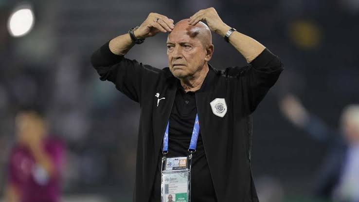 Santos descarta Osorio e marca reunião com técnico português