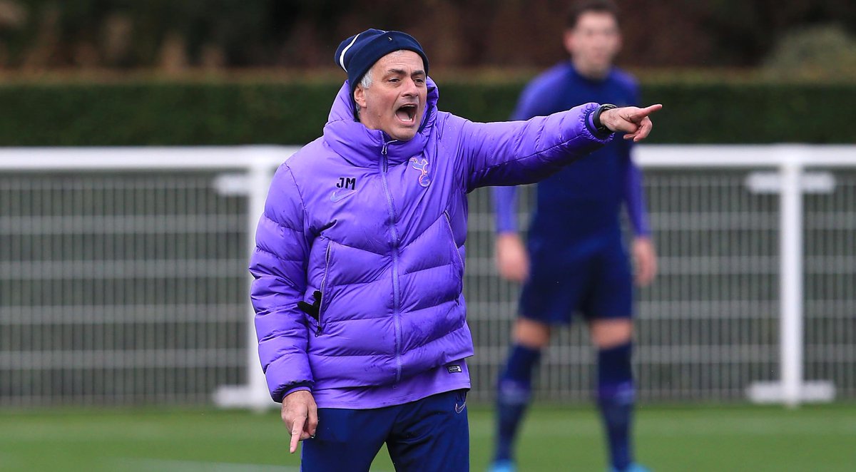 Inglês: Mourinho reencontra vitórias no Tottenham e agora se torna ‘rival’ do Chelsea