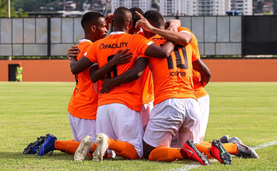 CARIOCA: América, Nova Iguaçu e Portuguesa largam na frente por vaga